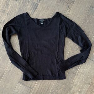 H&M Black V-Neck Sweater for Women